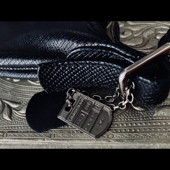 Longchamp 2 way cross body black leather bag. - Picture 6 of 15